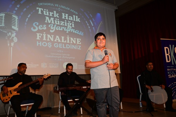 BATTALGAZİ’DE TÜRK HALK MÜZİĞİ YARIŞMASI’NIN KAZANANLARI BELLİ OLDU