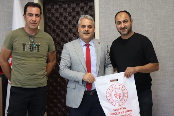 Malatyalı Bilardocu Ömer Faruk Serçe Türkiye Şampiyonu Oldu.