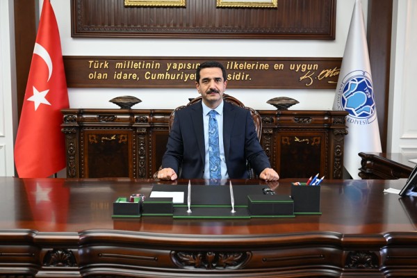 BAŞKAN TAŞKIN: “CUMHURİYET, MİLLETİMİZİN TARİHÎ BİRİKİMİ ÜZERİNDE YÜKSELMİŞTİR”